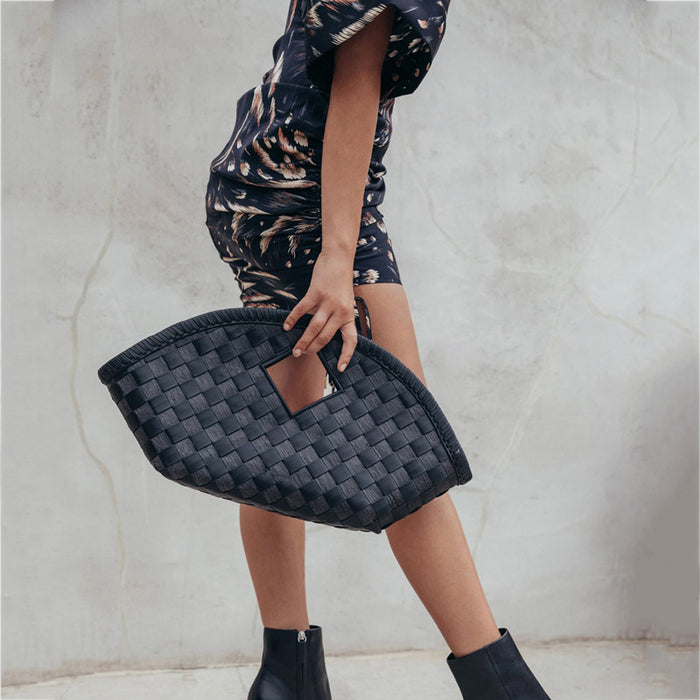 Personalized Versatile Black Leisure Handbag - Lovin’ The Beauty 