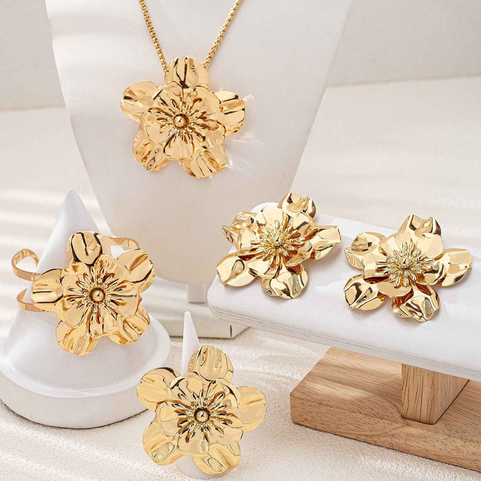 Vintage Floral Jewelry Set Personalized for Women Necklace Earrings Bracelet